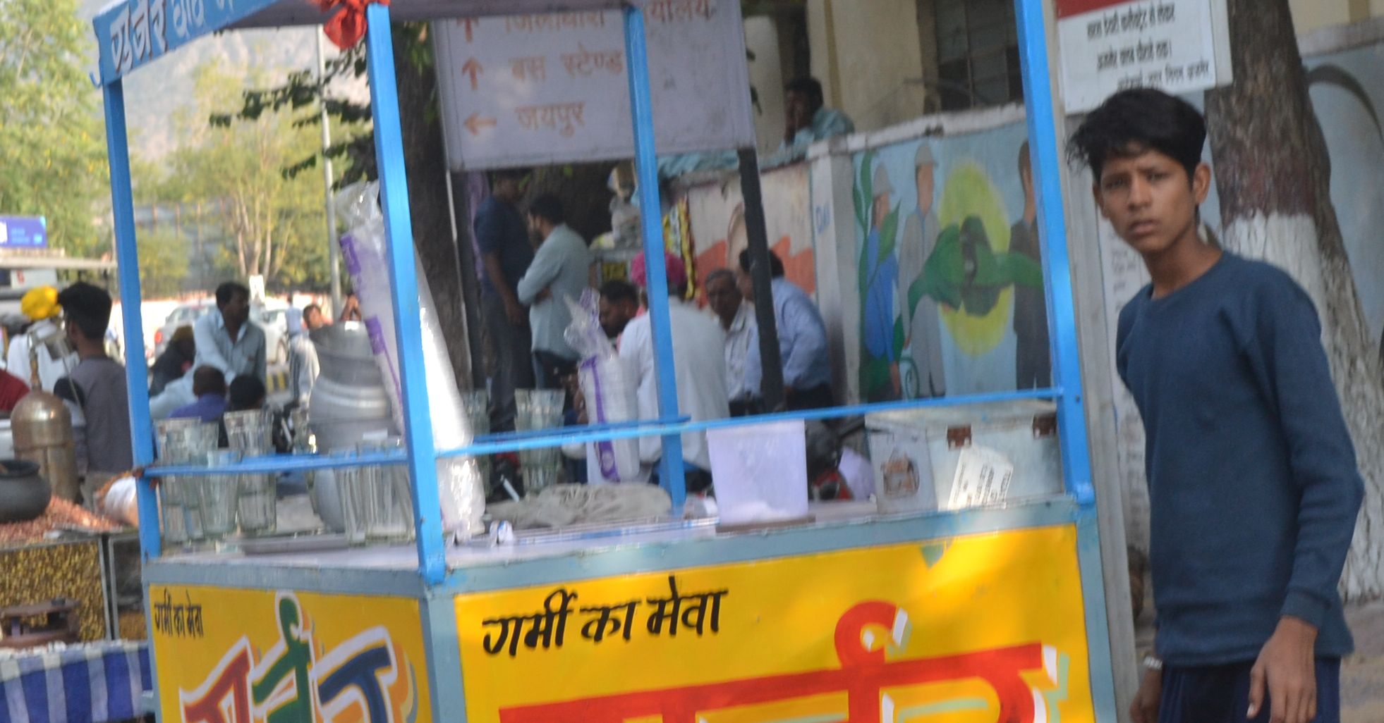 child labour in ajmer Big issue: नन्हें कंधों पर कमाई का बोझ, यूं कैसे बनेगा शाइनिंग इंडिया