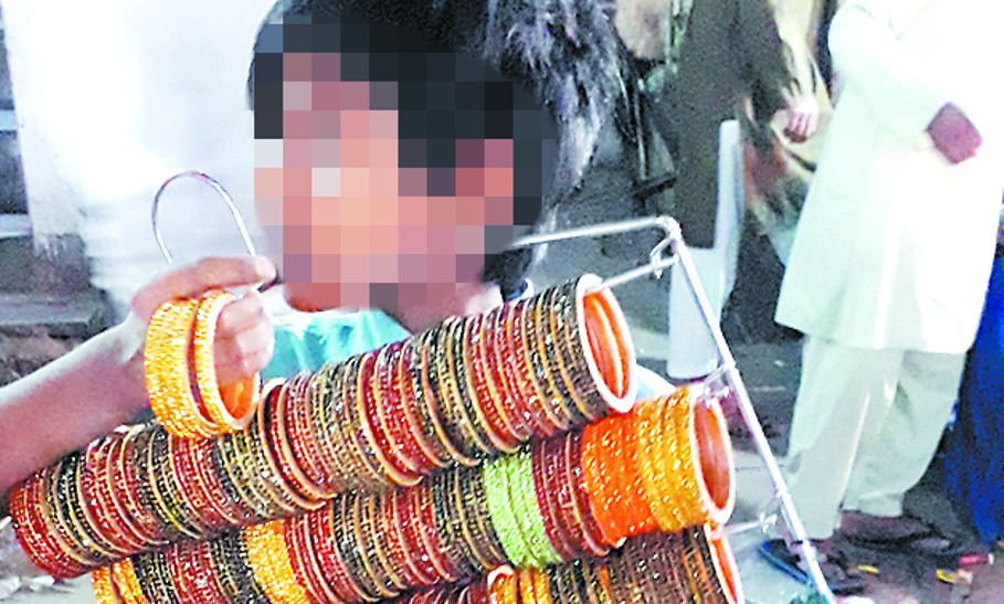 child labour increased in rajasthan day by day खुशनसीब हैं वो बच्चें जिन्होंने मनाया बाल दिवस, कुछ वो भी थे जो मजबूरी में कर रहे ‘बाल’ मजदूरी