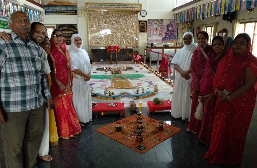 dharm aradhana आध्यात्मिक दृष्टि से कम भोजन भी तप है