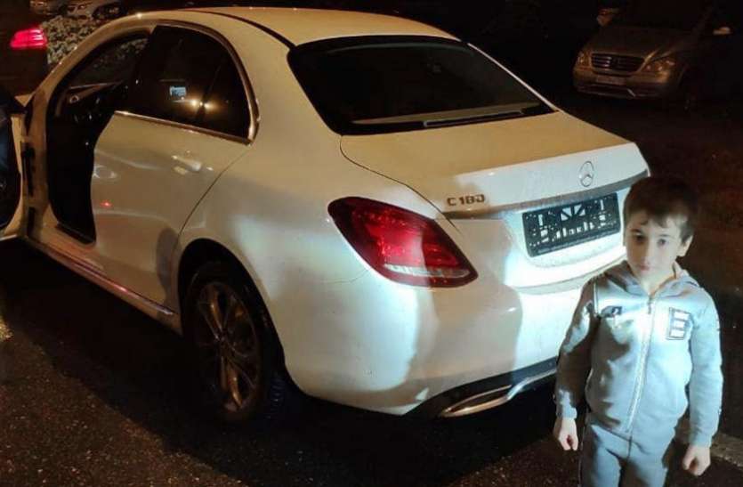 mercedes car 5 साल के बच्चे ने 2 घंटे 25 मिनट में कर दिया ऐसा काम, गिफ्ट में मिली मर्सिडीज कार