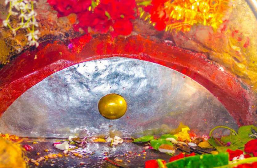 chandika shaktipeeth इस मंदिर में आने वालों का दूर हो जाता है नेत्र रोग, डाक्टर भी हो जाते हैं हैरान