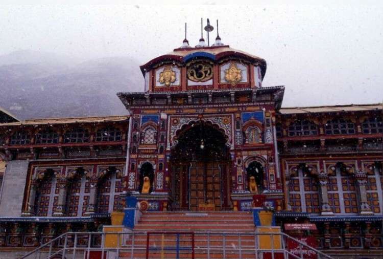 badrinath door closed