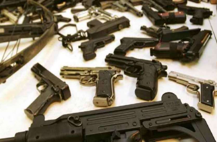 Arms License in UP शस्त्र लाइसेंस के लिए इन नियमों ने उड़ाए आवेदकों के होश, अब इन विभागों में भी लगाने होंगे चक्कर