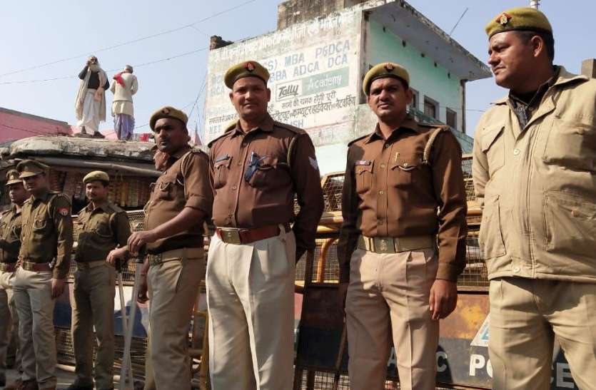 vhp virat dharam sabha ayodhya विहिप की धर्मसभा में हो सकता है आतंकी हमला, आईबी इनपुट के बाद पुलिस अलर्ट, चप्पे-चप्पे पर फोर्स तैनात