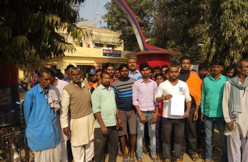 big news स्थानीय प्रशासन की मिली भगत से हो रही अवैध खनन, भड़के ग्रामीण