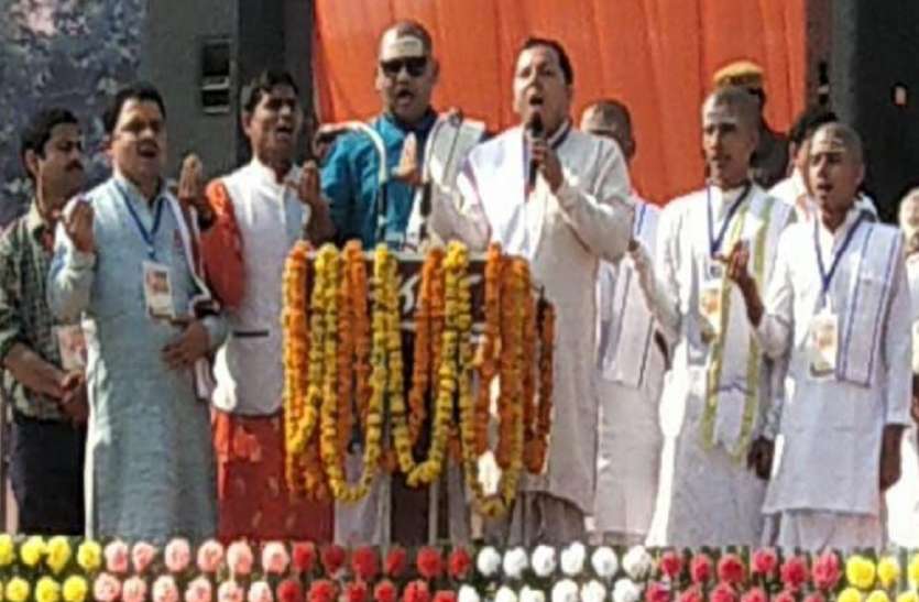 dharmsabha चंपत राय का बड़ा बयान, बोले-विवादित जमीन पर नमाज नहीं पढऩे देंगे