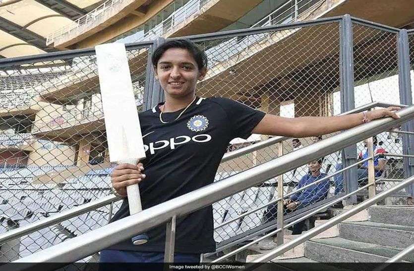 t20 world cup टी-20 विश्वकप नहीं जीतने के बावजूद टीम इंडिया का जलवा, 'टीम ऑफ टूर्नामेंट' की कप्तान बनीं हरमनप्रीत
