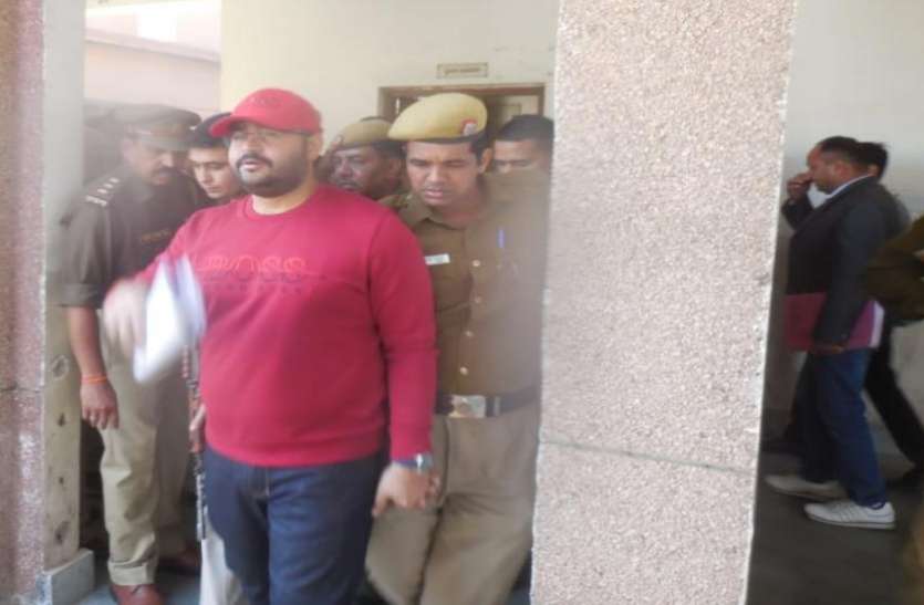 sunil rathi बागपत में इस अंदाज में दिखा मुन्ना बजरंगी की हत्या का आरोपी सुनील राठी, पुलिस की फूली सांस