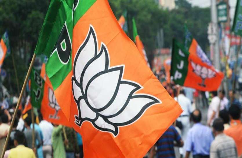 news बड़ी खबरः भाजपा के खिलाफ वेस्ट यूपी के इस जिले में लगाये एेसे पोस्टर, नेताआें को दी यह सजा-देखें वीडियो
