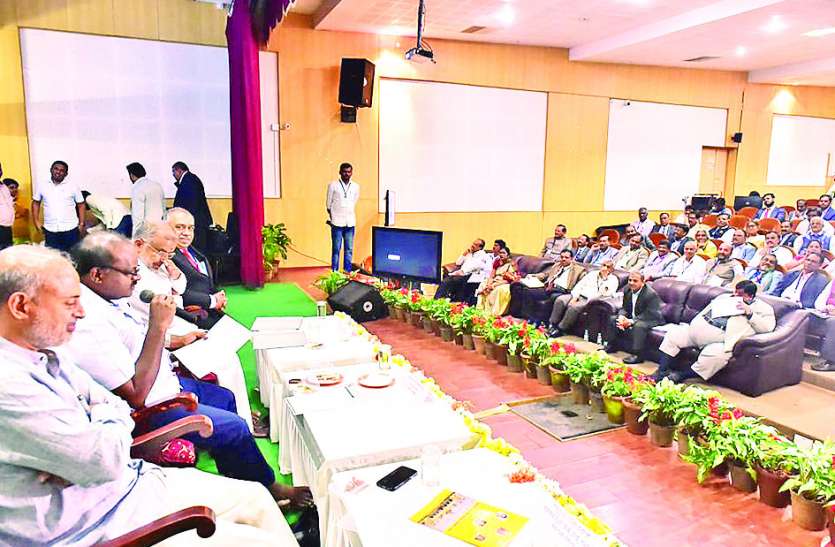 University of Mysuru शिक्षा को बढ़ावा देना प्राथमिकता