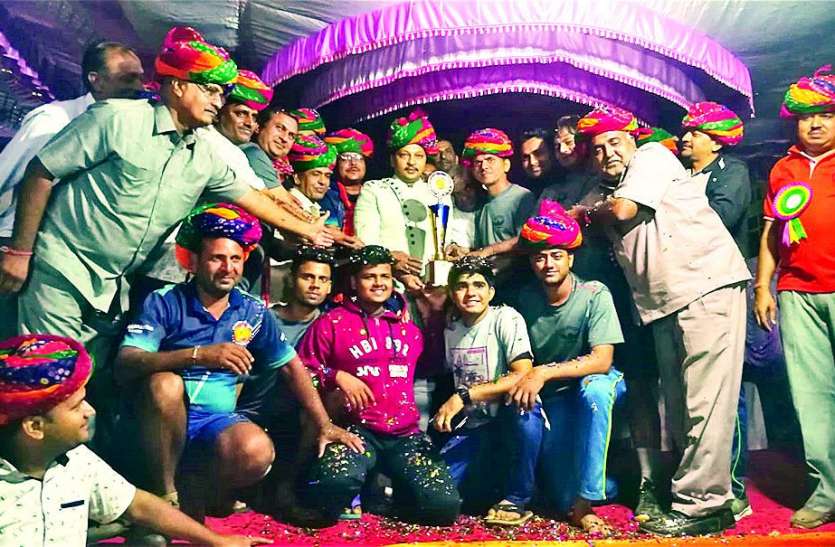 winner मुम्बई की जेडीएस खारगर चैम्पियन