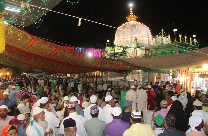 dargah committee wins case पथरा गई थी 45 साल से आंखें, अब जाकर आया से अहम फैसला