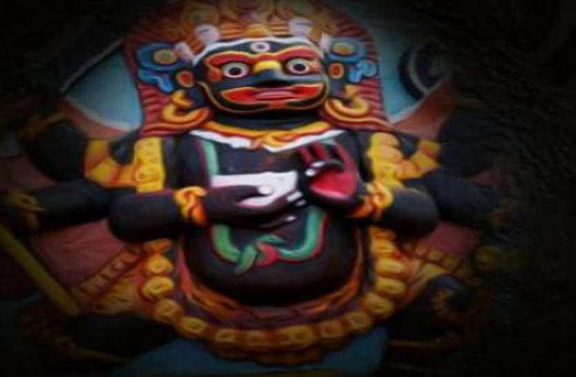 kaal bhairav शिव जी के इस रूप का करें पूजन, नकारत्मक ऊर्जा, जादू-टोने, भूत-प्रेत का नहीं रहेगा डर