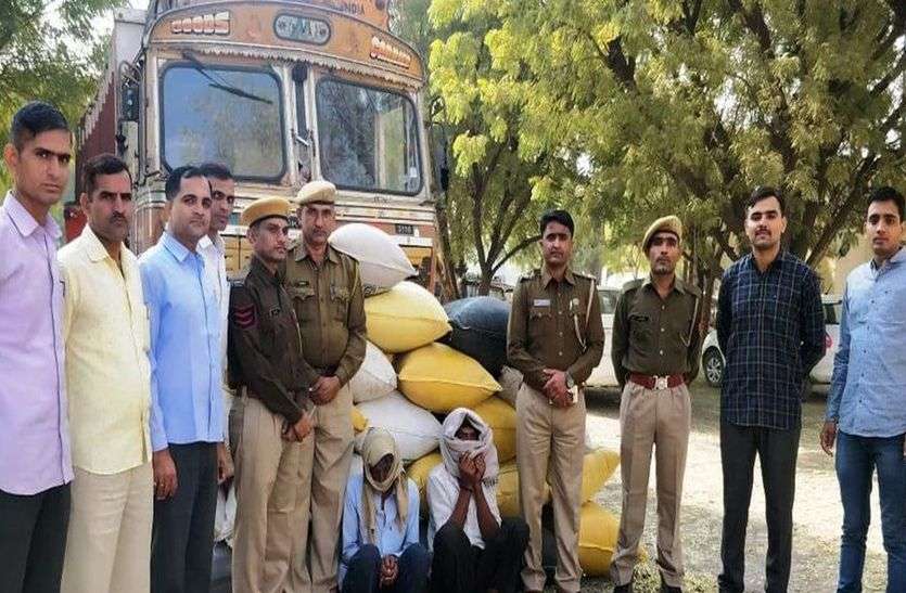 Police caught 425 kg doda post in Sayla डोडा पोस्त तस्करी का नया जुगाड़, फिर भी पकड़े गए
