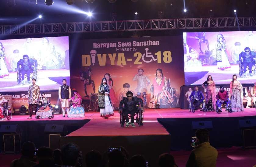 fashion show program