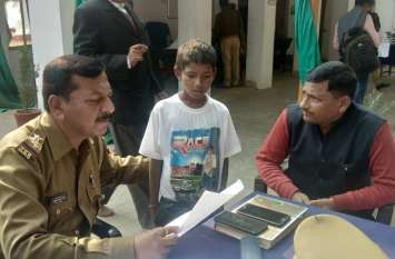 seven year old innocent reached police station for case register FIR लिखाने कोतवाली पहुंचा 7 साल का बच्चा, पुलिस हुई सक्रिय