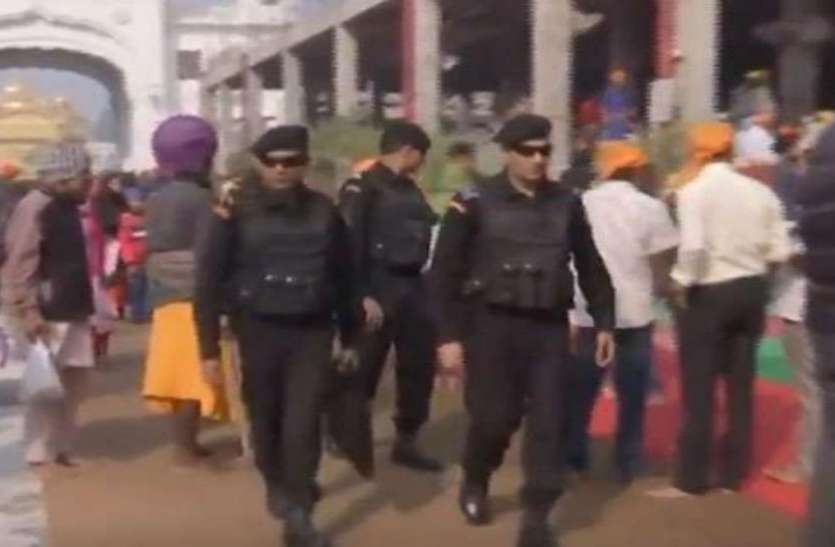 Nsg Jawan Enter Golden Temple With Gun स वर ण म द र म हथ य र और ज त पहनकर घ स एनएसज क कम ड श रद ध ल ओ न क य ह ग म Patrika News