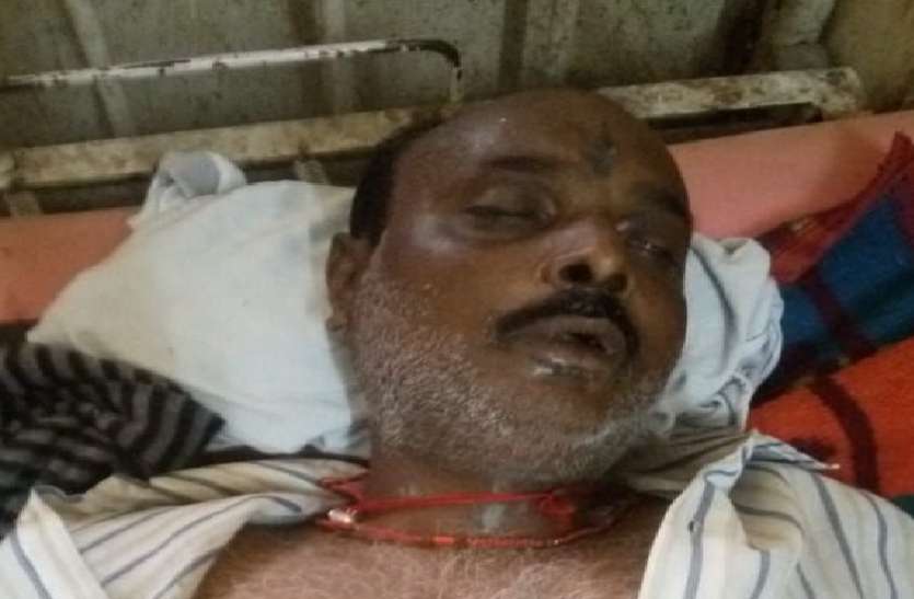 men has become alive atfer death अजब है... अचानक जी उठा मरा हुआ आदमी, हर तरफ खलबली