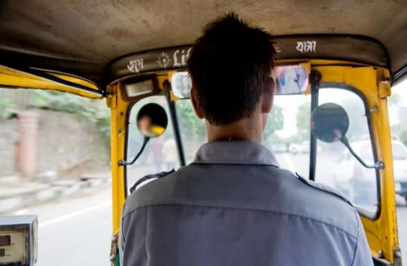 without number auto परिवहन विभाग की लाचारी, जान पर भारी पड़ रही ऑटो की सवारी
