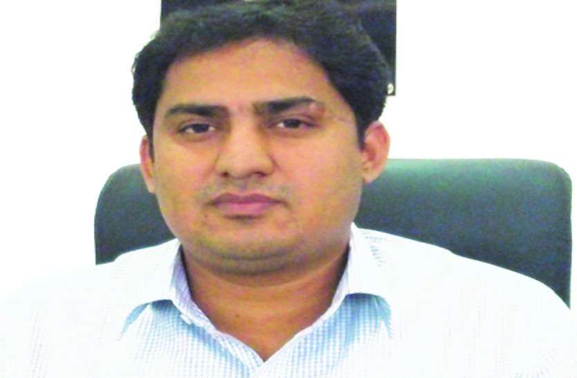 समय सीमा की बैठक में कलेक्टर ने अधिकारियों को दिए निर्देश, कहा-चुनाव हुआ पूरा, अपने काम में लग जाएं समय सीमा की बैठक में कलेक्टर ने अधिकारियों को दिए निर्देश, कहा-चुनाव हुआ पूरा, अपने काम में लग जाएं