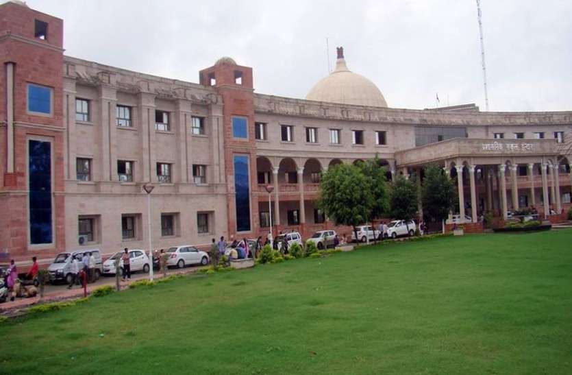 collector मप्र में सरकार बदली, अब ‘जनसुनवाई’ पर असमंजस, शिवराज ने की थी शुरू