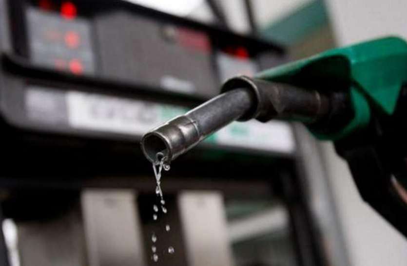 petrol diesel price hike news in hindi पेट्रोल आैर डीजल के दाम में बढ़ोतरी, पेट्रोल पर 10 आैर डीजल पर 7 पैसे प्रति लीटर का इजाफा