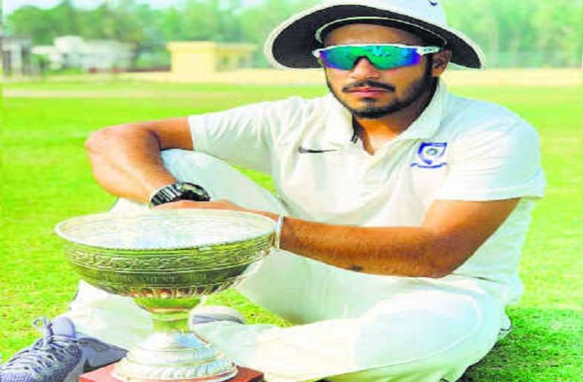PrabhSimran Singh IPL Auction 2019: घरेलू क्रिकेट से एक और खिलाड़ी का तहलका, 17 साल की उम्र में हुआ करोड़पति