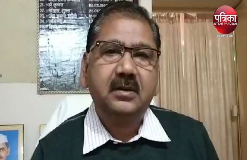 यूपी बोर्ड के अपर सचिव सतीश सिंह