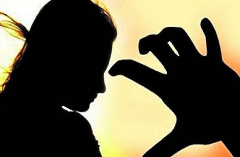 rape दिल्ली: सुल्तानपुरी में आधार कार्ड बनवाने गई युवती से किया गैंगरेप, आरोपी तक नहीं पहुंच पाई पुलिस