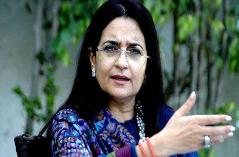 ओलावृष्टि से प्रभावित किसानों को मुआवजा दे सरकार ओलावृष्टि से प्रभावित किसानों को मुआवजा दे सरकार