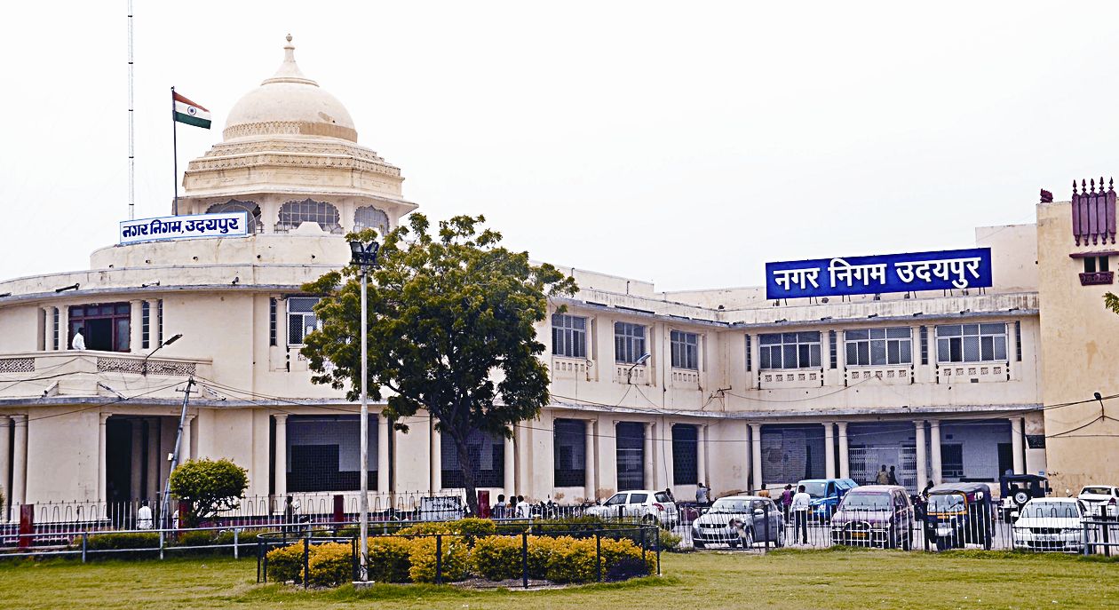 nagar nigam udaipur उदयपुर - डॉक्टर को दिया नोटिस, रुकवाया अवैध निर्माण