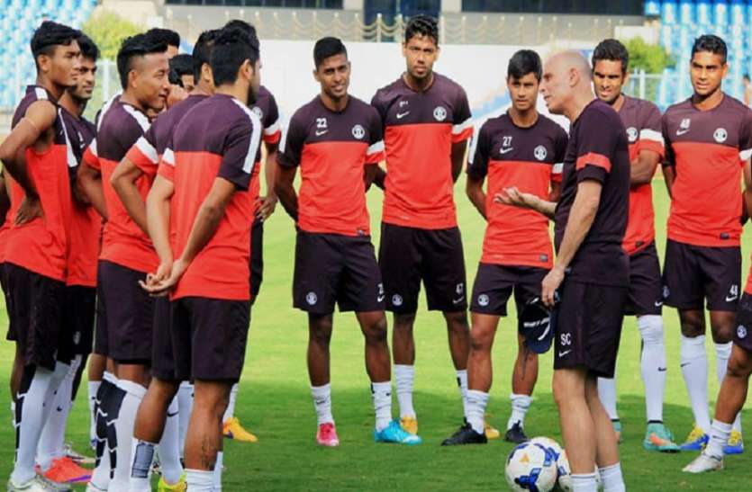 Constantine names 23-member Indian football squad युवा खिलाड़ियों पर कोच ने जताया भरोसा कहा उम्र नहीं बल्कि उनकी क्षमता पर भरोसा