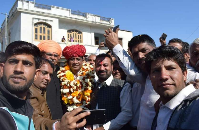bamniya जनजाति विकास विभाग राज्य मंत्री बामनियॉ मंत्रीमंडल विस्तार के बाद पहली बार उदयपुर पहुंचे और बोले...