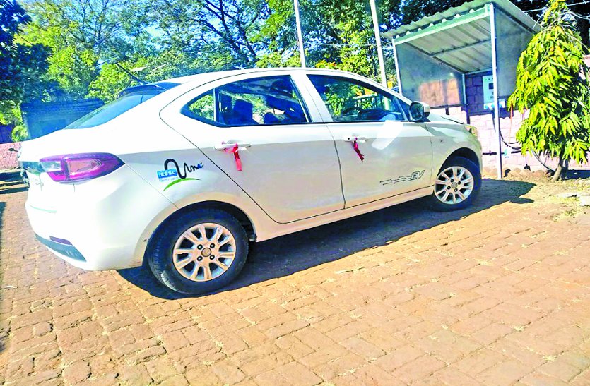 e-cars ऊर्जा विकासनिगम तक रह गया ई-कारों का नवाचार