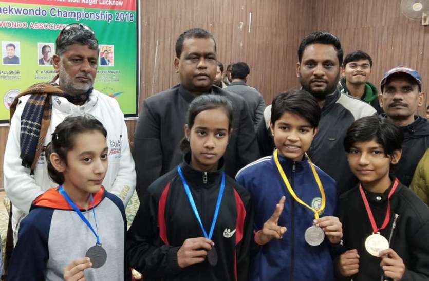 State taekwondo competition लखनऊ के खिलाड़ियों ने दूसरे दिन आठ स्वर्ण जीतकर कायम किया दबदबा