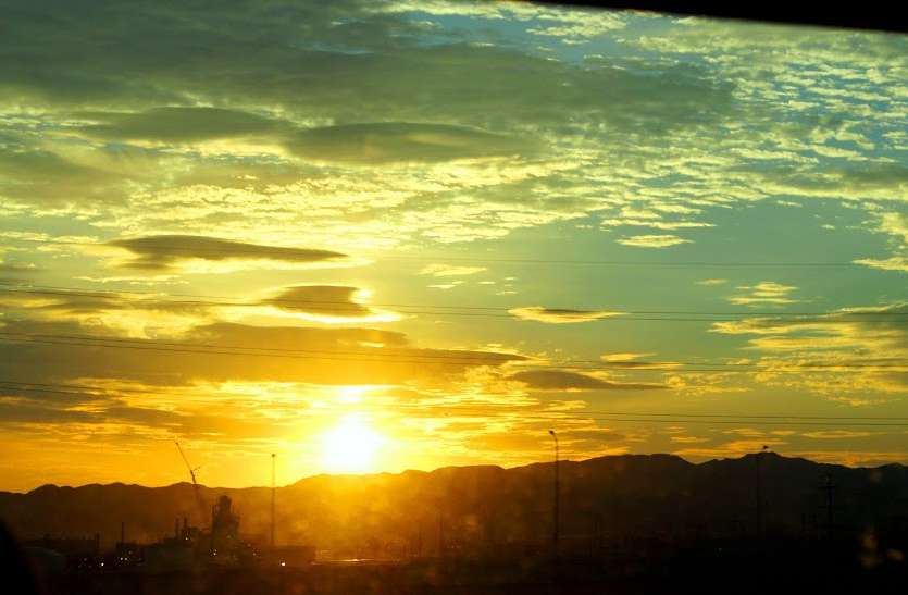 new year नया साल: धनु लग्न में सूर्य की पहली किरण पड़ेगी पृथ्वी पर, चमकेगी इन 6 राशियों की किस्मत