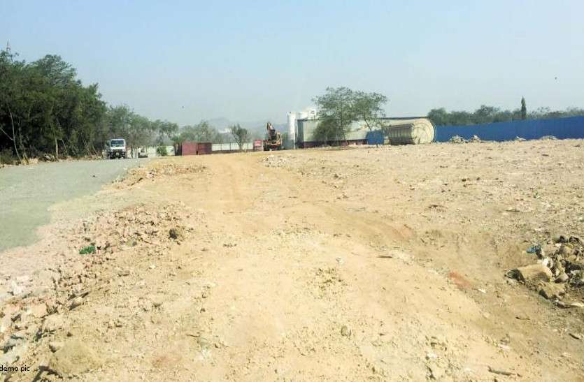 land news पहले से बिकी हुई जमीन को बेच दिया दूसरे कारोबारी को, करोड़ो की ठगी कर आरोपी फरार