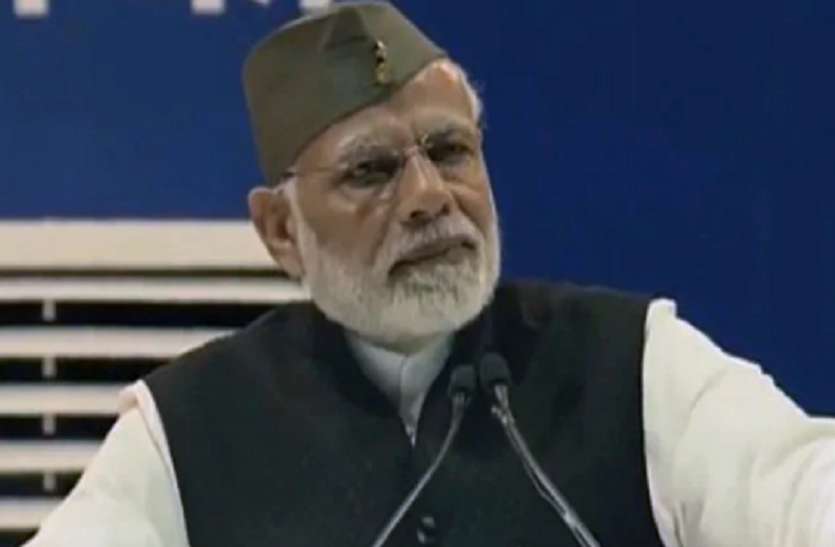 pm modi in port blair अंडमान निकोबार: पीएम मोदी ने बदले तीन द्वीपों के नाम, सावरकर की जेल कोठरी में लगाया ध्यान