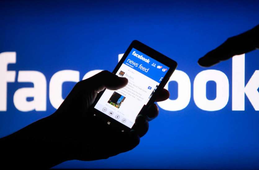 people in europe selling boats by using facebook ब्रिटेन: पकड़े जाने के डर से फेसबुक पर अवैध रूप से बेचे जा रहे हैं नाव