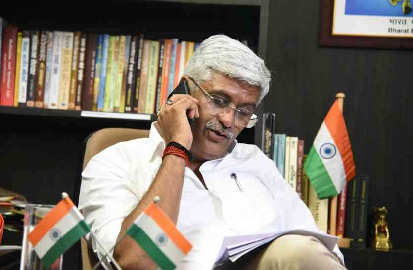 bjp लोकसभा की तैयारी में जुटे दिग्गजों के साथ आवास पर जुटे शेखावत, राजस्थान में BJP की बड़ी जीत को लेकर किया ऐसा
