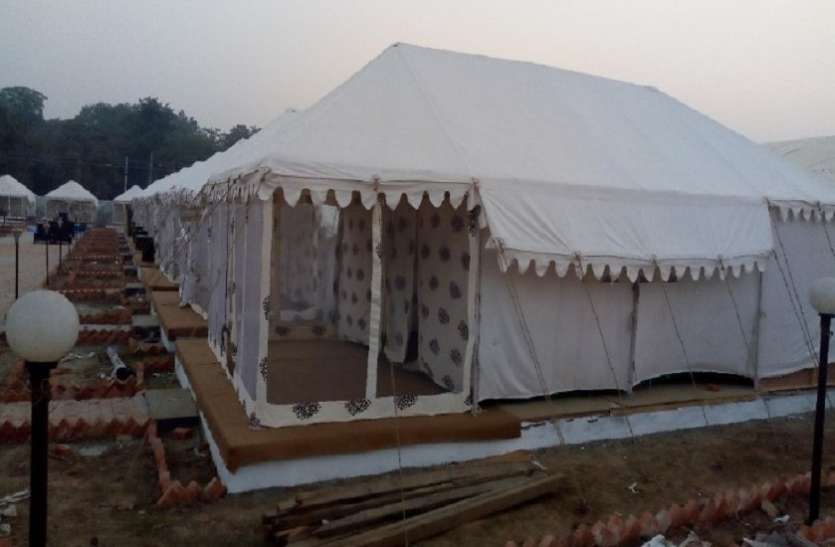 tent city कुंभ मेले में पर्यटन विभाग पहली बार बसा रहा टेंट कालोनी, आम श्रद्धालुओं के लिए शुलभ होंगी व्यवस्थाएं