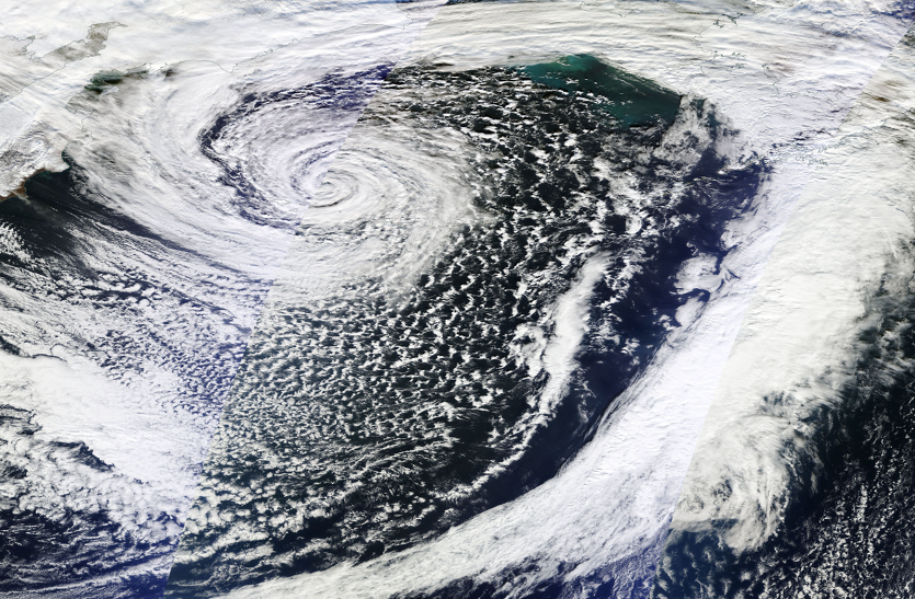 cyclone file photo चक्रवात पाबुक की संभावना के चलते ओडिशा में अलर्ट