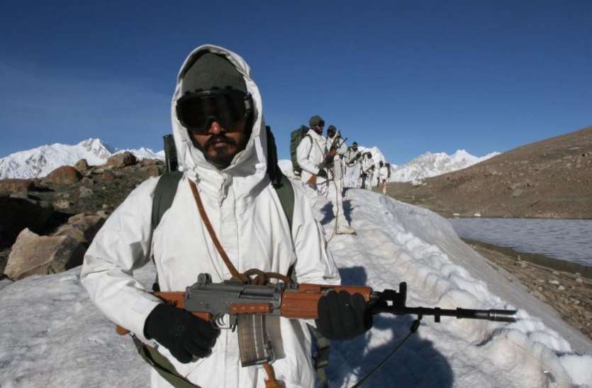 Indian soldiers in Siachen सियाचिन में तैनात भारतीय जवानों के लिए खुशखबरी, नहाने के लिए अब करेंगे इस चीज का इस्तेमाल