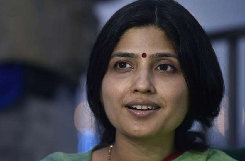 Dimple yadav डिंपल यादव ने सावित्रीबाई फुले की जयंती पर लोहिया जी की इस बड़ी बात को किया याद, दिया यह बयान