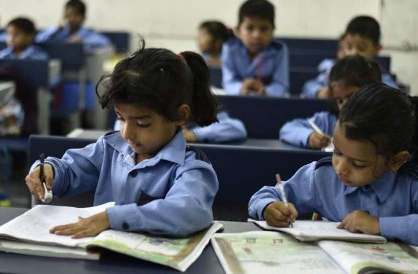 Education निशुल्क एवं अनिवार्य शिक्षा विधेयक पर संसद की मुहर