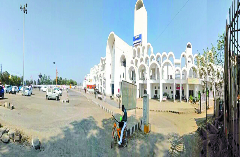 patrika भोपाल मंडल के स्टेशनों पर आर्टिफिशियल इंटेलीजेंस करेगा अलर्ट