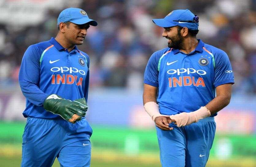 india vs australia टेस्ट सीरीज के बाद वनडे सीरीज में भी जीत के लिए टीम इंडिया तैयार, धोनी-रोहित आस्ट्रेलिया रवाना