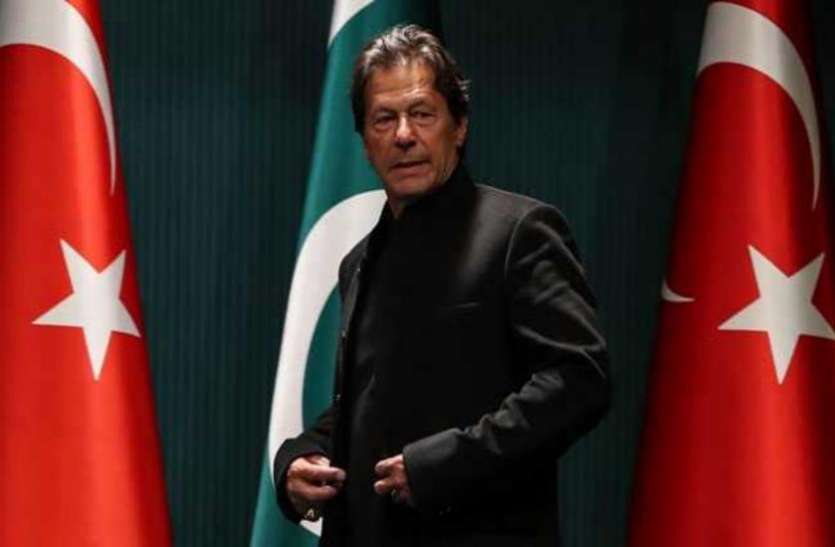 Imran khan wandering for money from country to country for financial aids सिंध के मुख्यमंत्री का बड़ा बयान, दुनियाभर में घूमकर भीख मांग रहे हैं इमरान