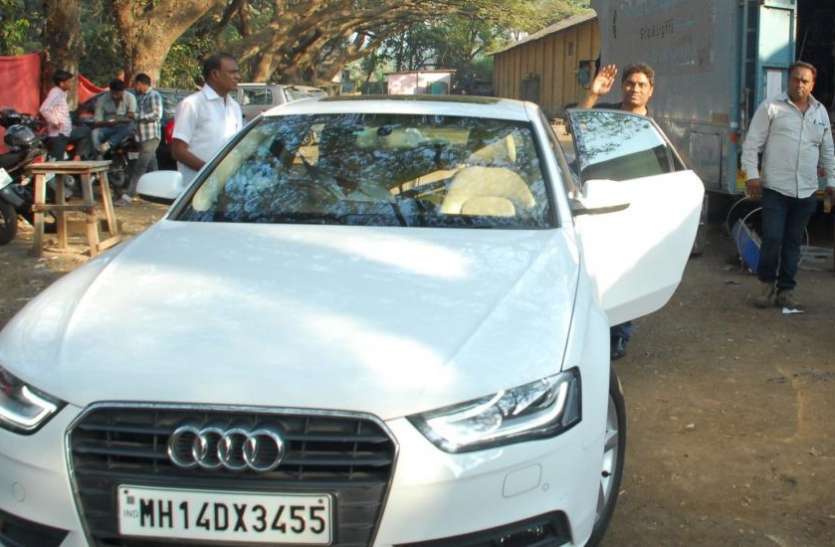 johnny lever कभी फैक्ट्री में काम करता था ये कॉमेडियन, आज चलाता है ये लग्जरी कारें