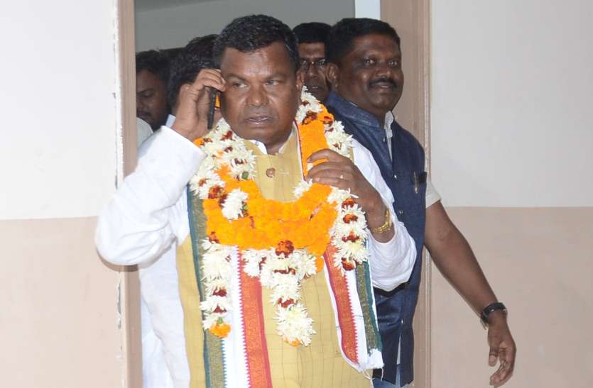 CG News मंत्री लखमा बोले, नए उद्योग की स्थापना जनता को विश्वास में लेकर ही किया जाएगा